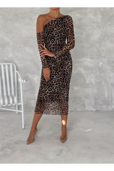 Leopar Desenli Omuz Detaylı Tül Elbise Leopar Desenli Omuz Detaylı Tül Elbise