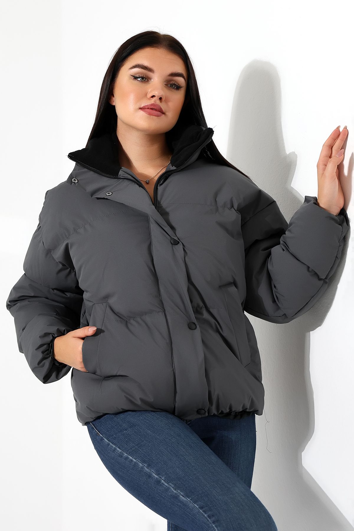 Kadın Yaka Kürklü Oversize Mont Kadın Yaka Kürklü Oversize Mont