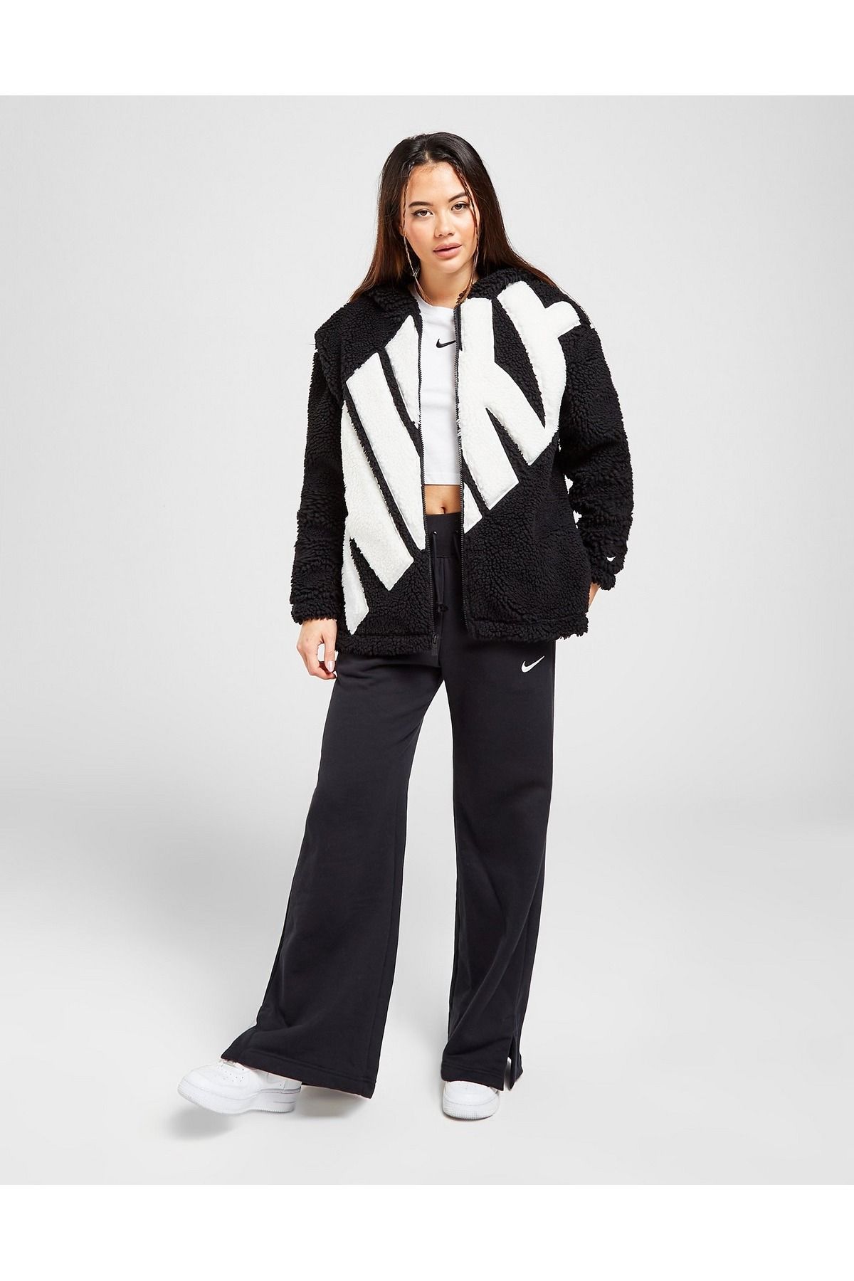 Sportswear Logo High-Pile Sherpa Full-Zip Hoodie Kadın Mont NDD SPORT Sportswear Logo High-Pile Sherpa Full-Zip Hoodie Kadın Mont NDD SPORT