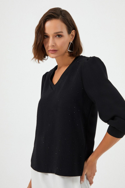 Önü Taş Baskılı Bluz Önü Taş Baskılı Bluz