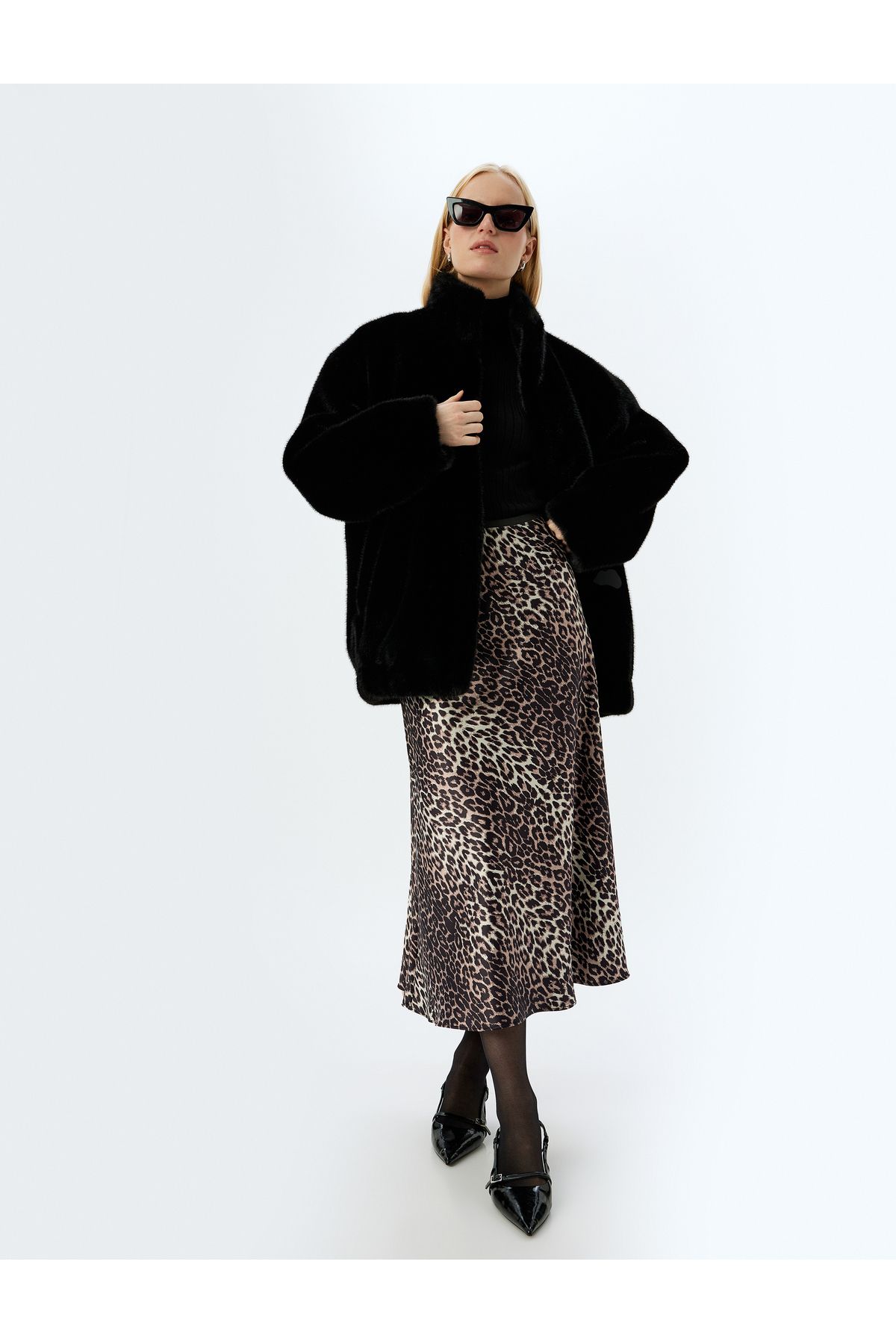 Slim Fit A Kesim Leopar Desenli Uzun Saten Etek Slim Fit A Kesim Leopar Desenli Uzun Saten Etek