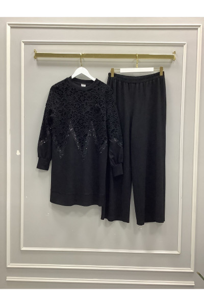 Şık pantolonlu İkili takım Şık pantolonlu İkili takım