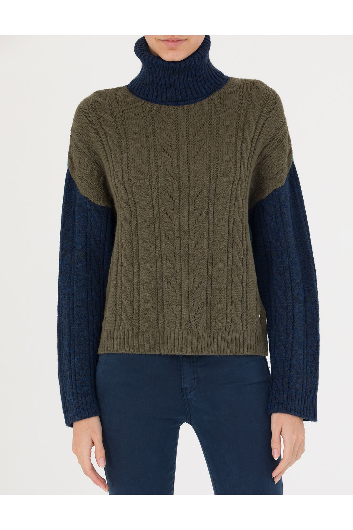 Lacivert Crop Top Balıkçı Yaka Kazak 50277148-VR033 Lacivert Crop Top Balıkçı Yaka Kazak 50277148-VR033