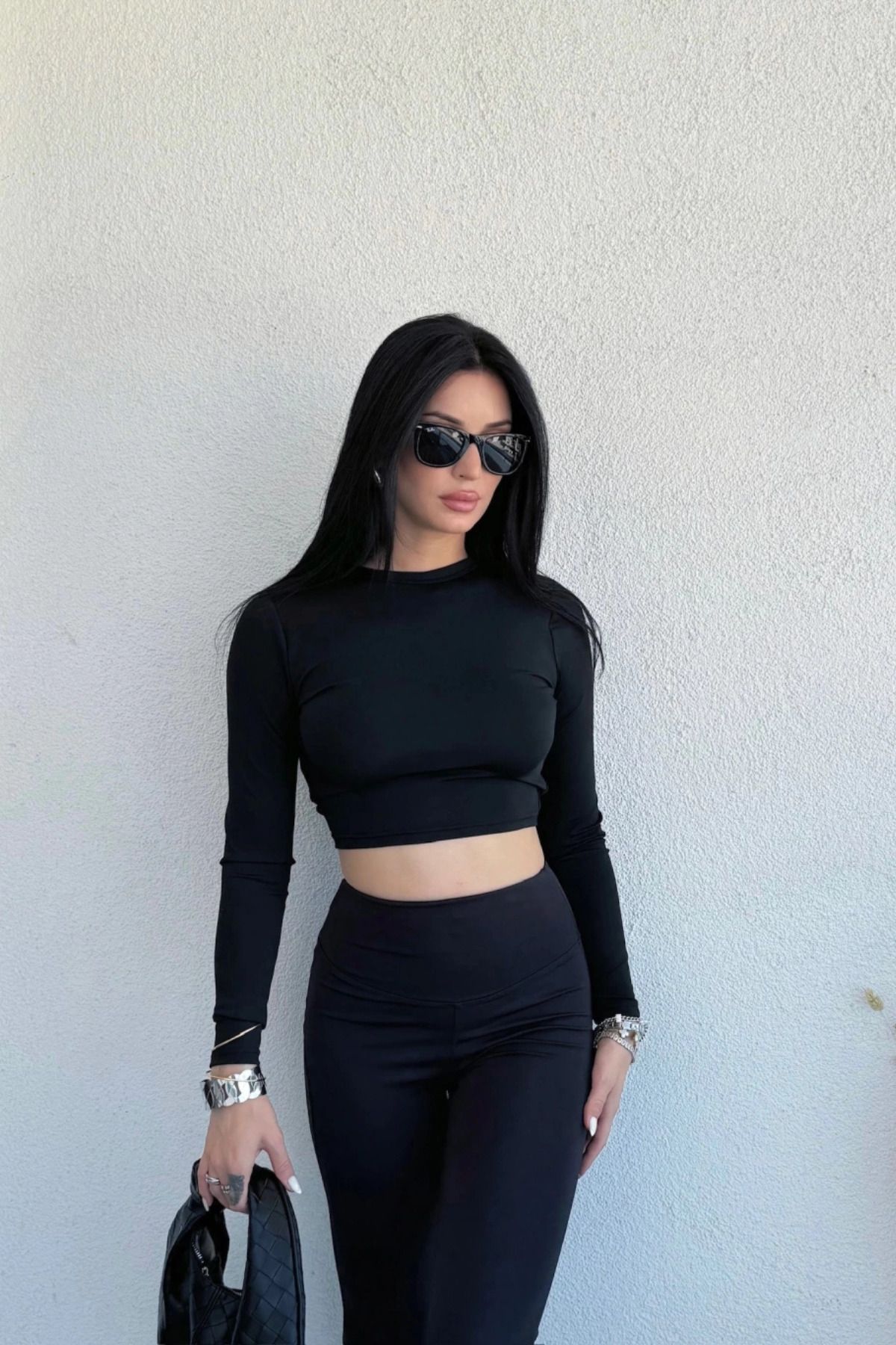 Sırt Çapraz Dekolteli Basic Crop Bluz Sırt Çapraz Dekolteli Basic Crop Bluz