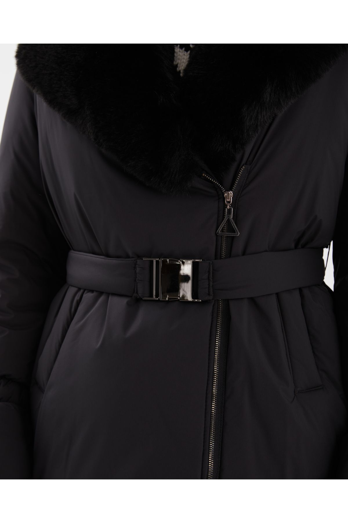 Siyah Puffer Mont Kisa Kürk Yakali Siyah Puffer Mont Kisa Kürk Yakali