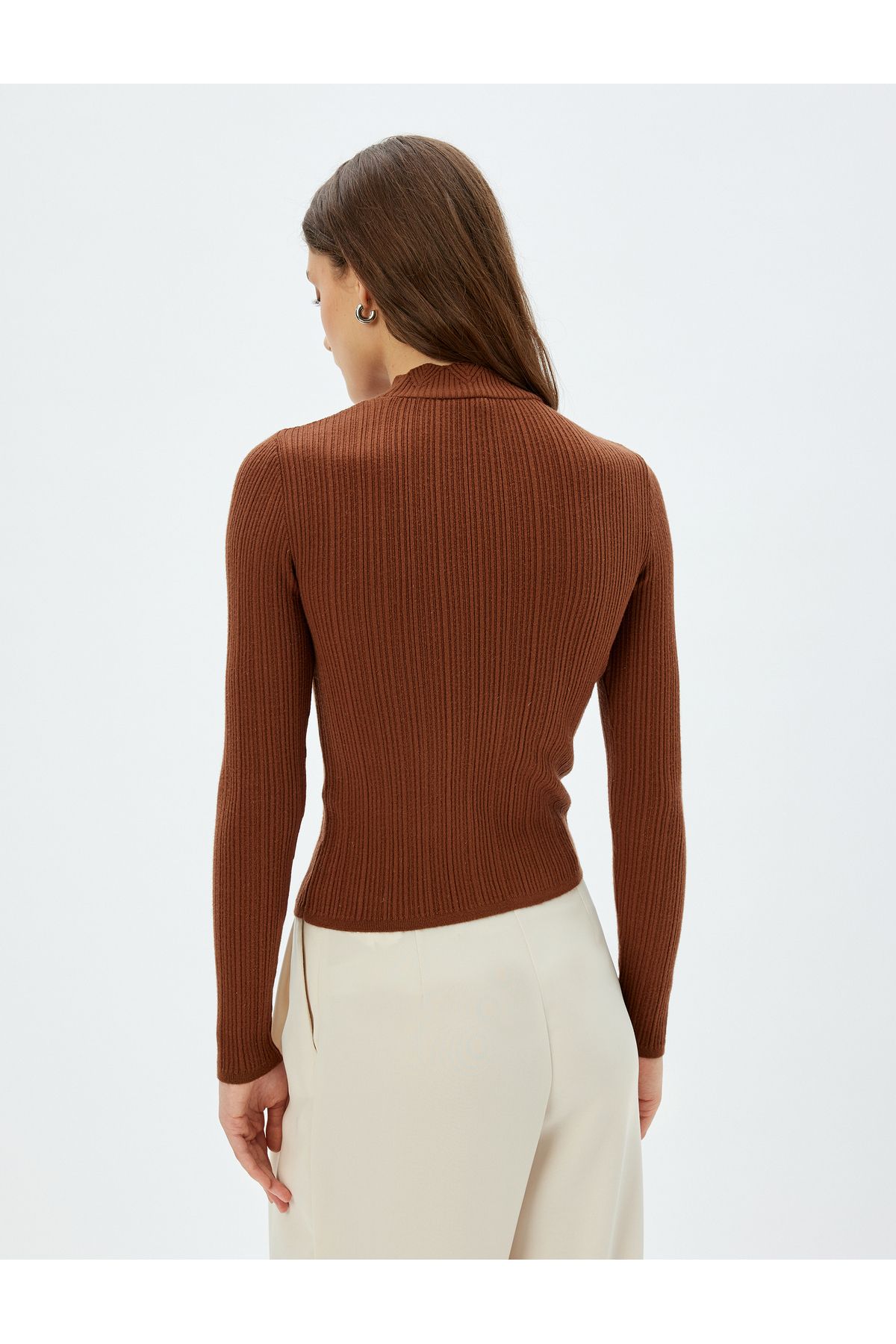 Triko Kazak Slim Fit Hafif Dik Yaka Uzun Kollu Triko Kazak Slim Fit Hafif Dik Yaka Uzun Kollu