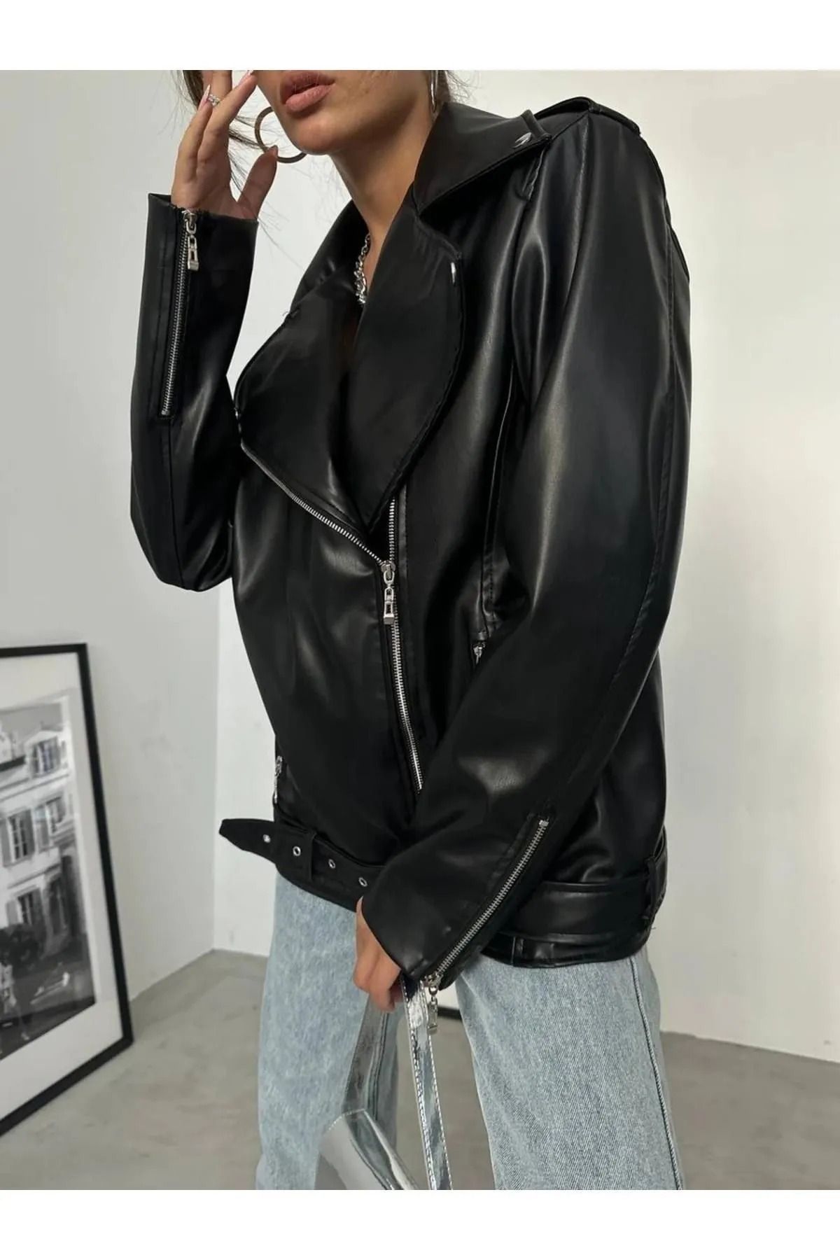 Yeni Sezon Oversize Kadın Siyah Biker Deri Ceket Yeni Sezon Oversize Kadın Siyah Biker Deri Ceket