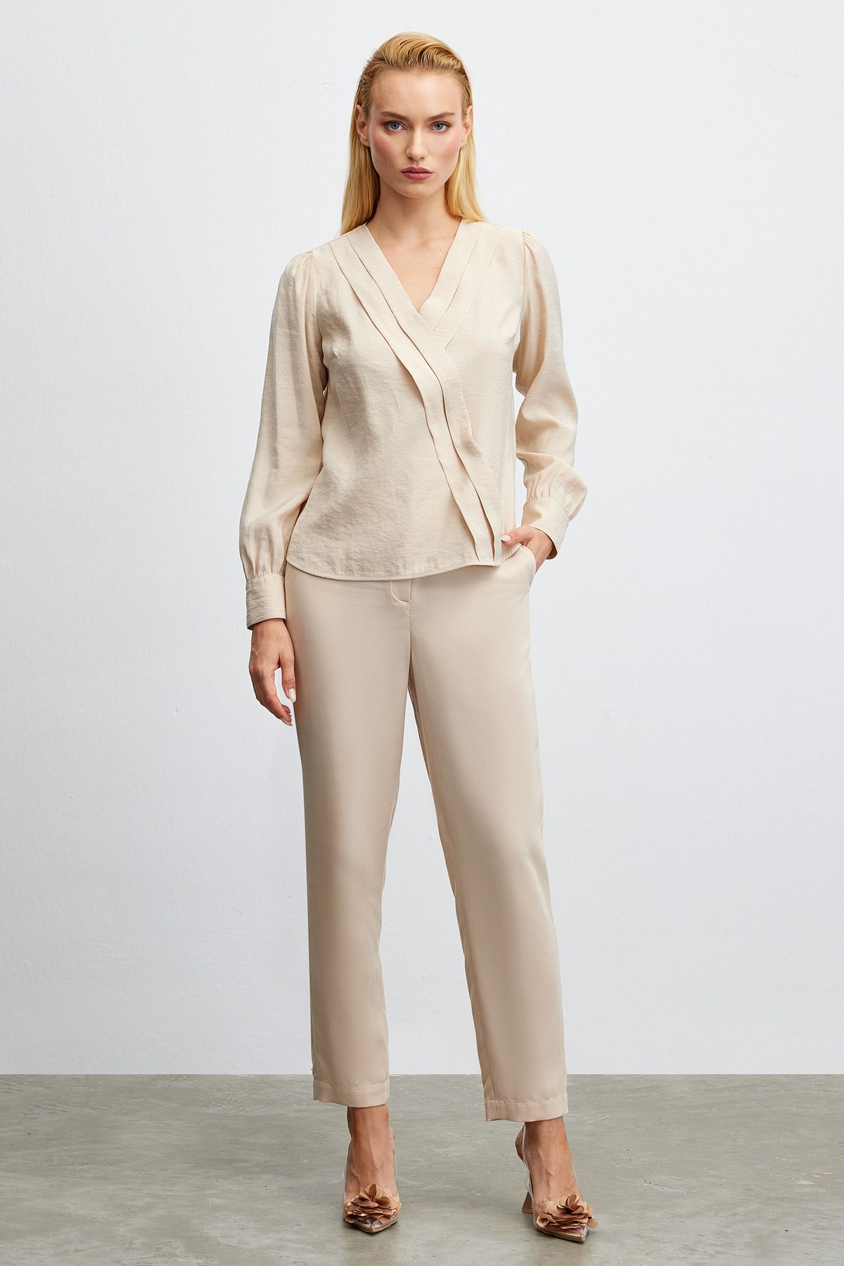 Kruvaze Yaka Bluz Kruvaze Yaka Bluz