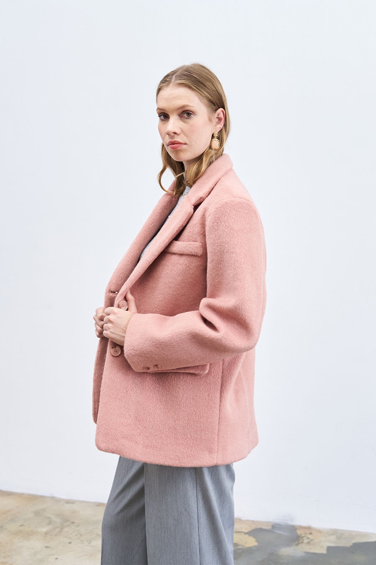 Kruvaze Yaka Kaşe Blazer Ceket Pembe Kruvaze Yaka Kaşe Blazer Ceket Pembe