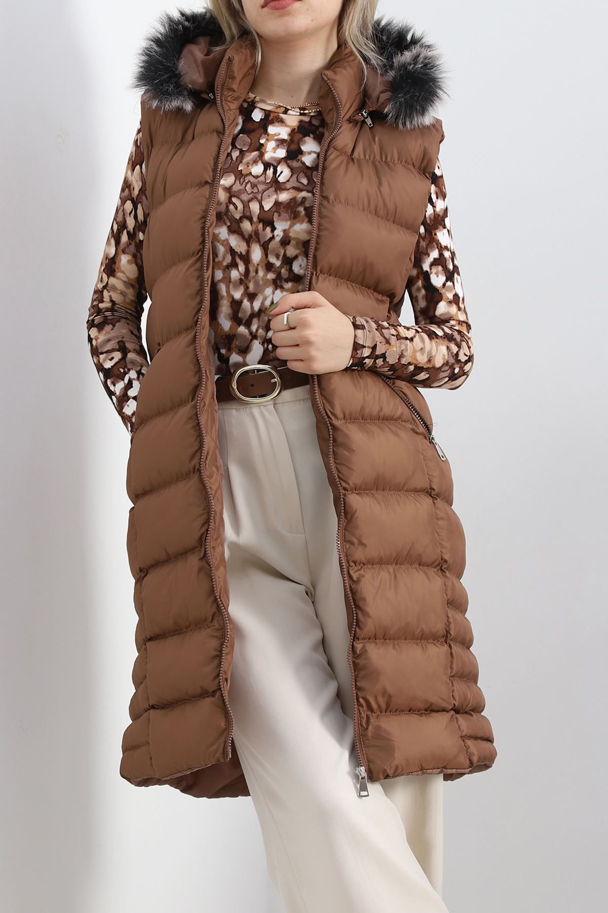 Yaka Kürklü Şişme Yelek Acıkahve Yaka Kürklü Şişme Yelek Acıkahve