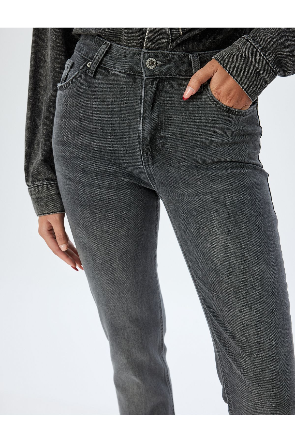 Yüksek Bel Kot Pantolon Slim Fit Düz Paça Düğmeli Pamuklu - Slim Straight Fit Jean Yüksek Bel Kot Pantolon Slim Fit Düz Paça Düğmeli Pamuklu - Slim Straight Fit Jean