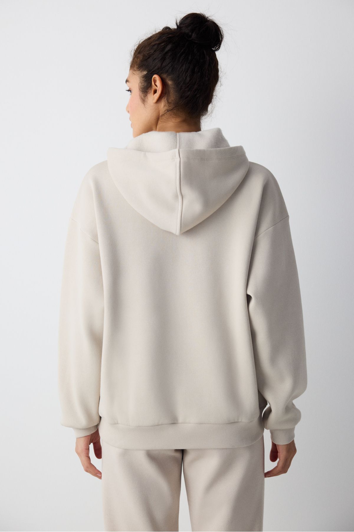 Taş Kapüşonlu Oversize Şardonlu Sweatshirt