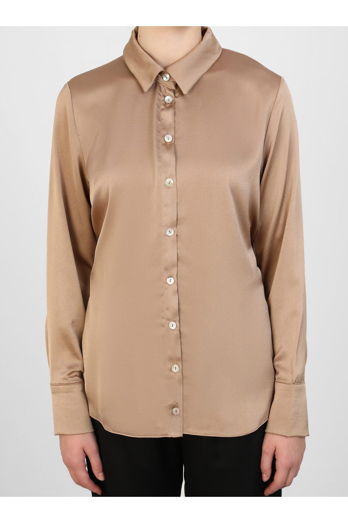 Sedef Düğme Detaylı Saten Tunik - Natural - Refka Sedef Düğme Detaylı Saten Tunik - Natural - Refka