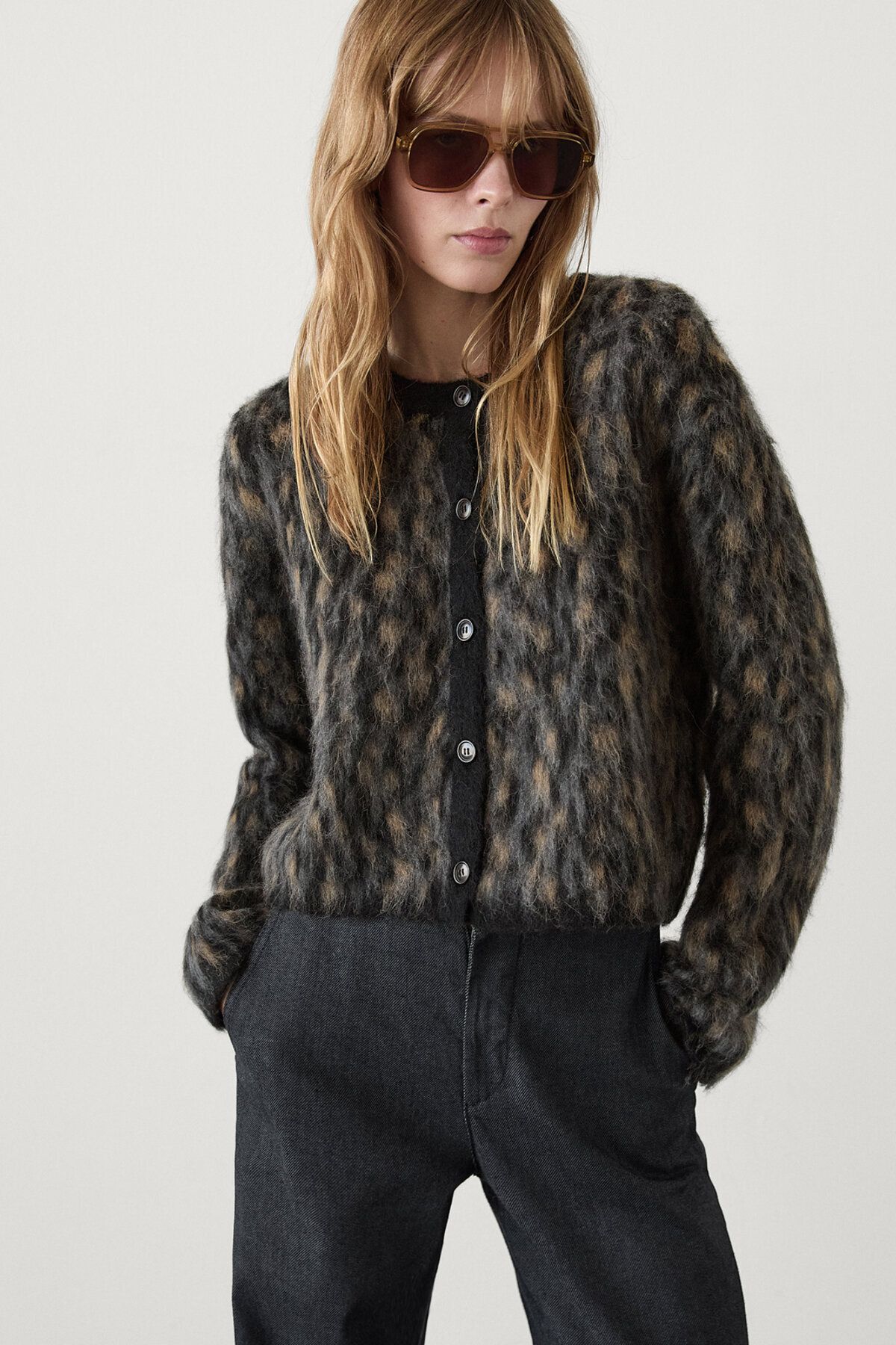 Yünlü desenli hırka Yünlü desenli hırka