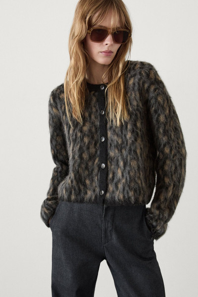 Yünlü desenli hırka Yünlü desenli hırka