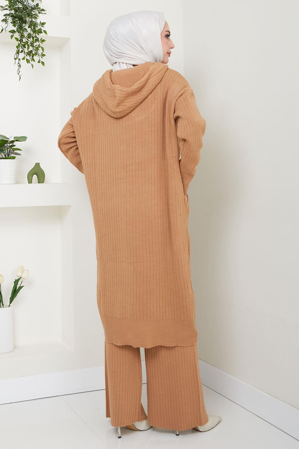 Kapüşonlu Hırka Pantolon Triko İkili Takım Camel HM2572 Kapüşonlu Hırka Pantolon Triko İkili Takım Camel HM2572