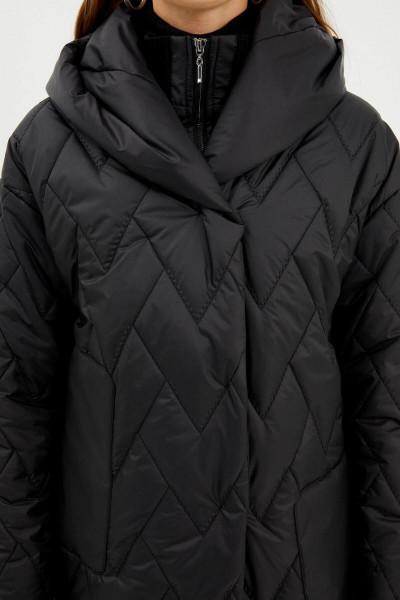 Kapişonlu Geniş Cep Detaylı Kapitone Siyah Mont 13352 Kapişonlu Geniş Cep Detaylı Kapitone Siyah Mont 13352