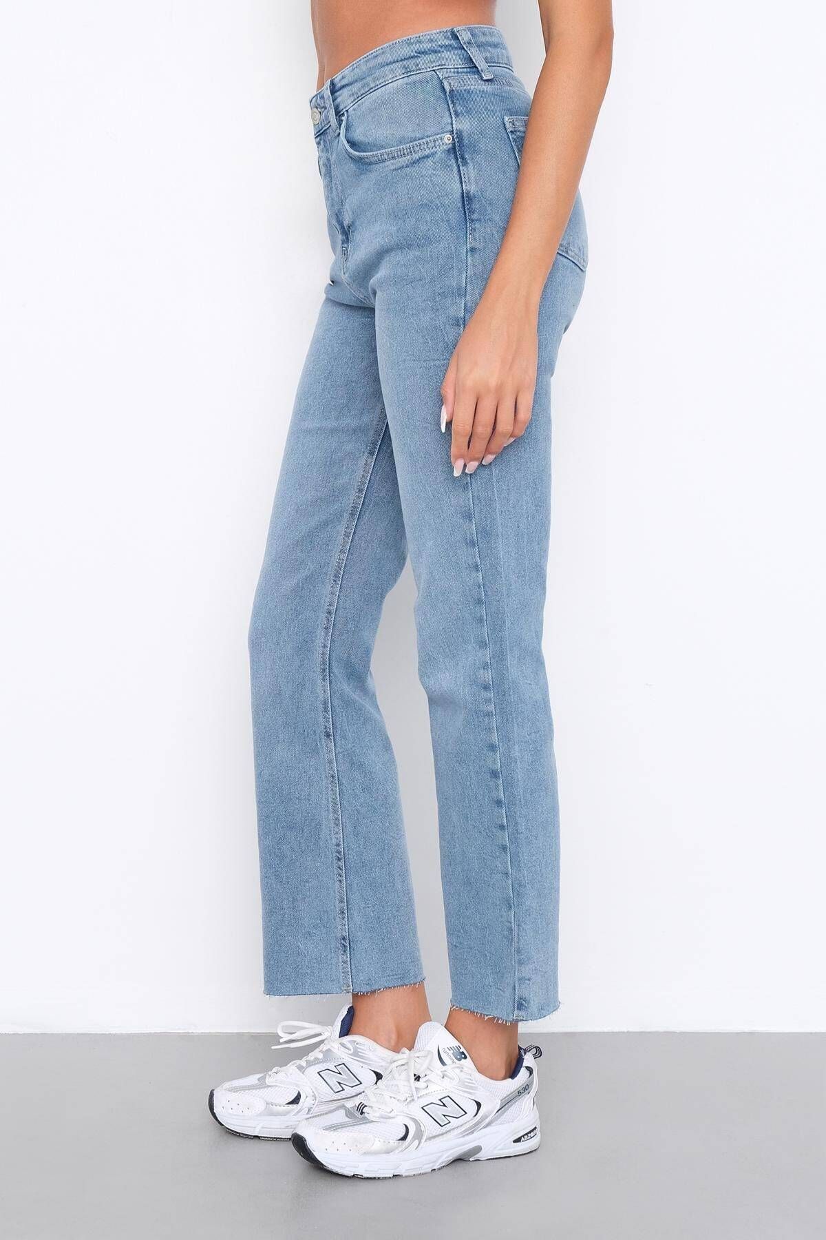 Paçası Lazer Kesim Jean Pantolon Pn8532-pnf Paçası Lazer Kesim Jean Pantolon Pn8532-pnf
