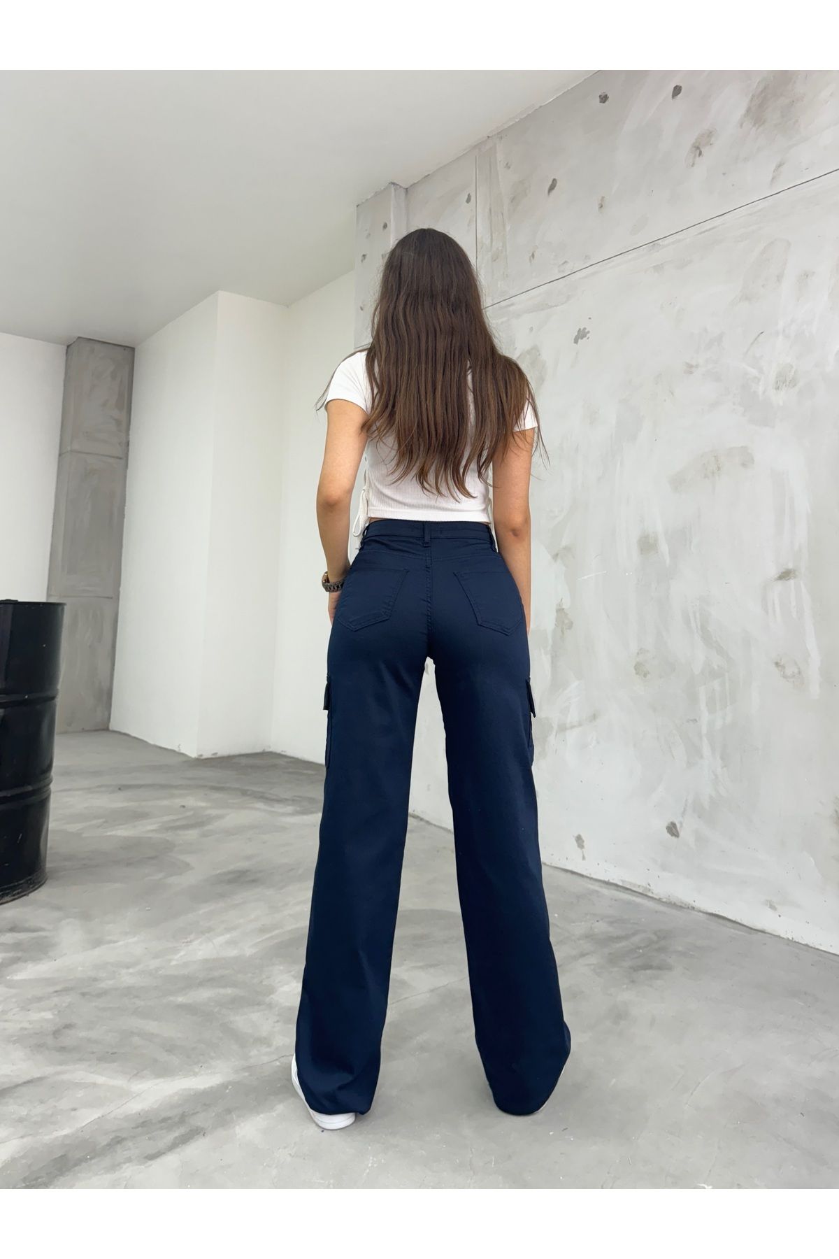 Lacivert Kargo Cepli Likralı Yüksek Bel Wide Leg Pantolon Lacivert Kargo Cepli Likralı Yüksek Bel Wide Leg Pantolon