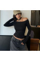 Siyah Madonna Yaka Uzun Kollu Crop Bluz Siyah Madonna Yaka Uzun Kollu Crop Bluz