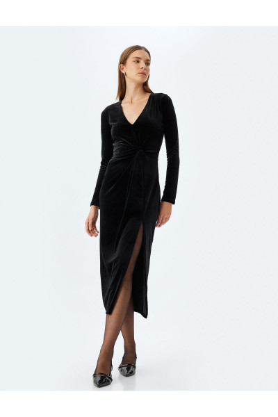 Uzun Kadife Elbise Slim Fit V Yaka Uzun Kollu Yırtmaç Detaylı Uzun Kadife Elbise Slim Fit V Yaka Uzun Kollu Yırtmaç Detaylı