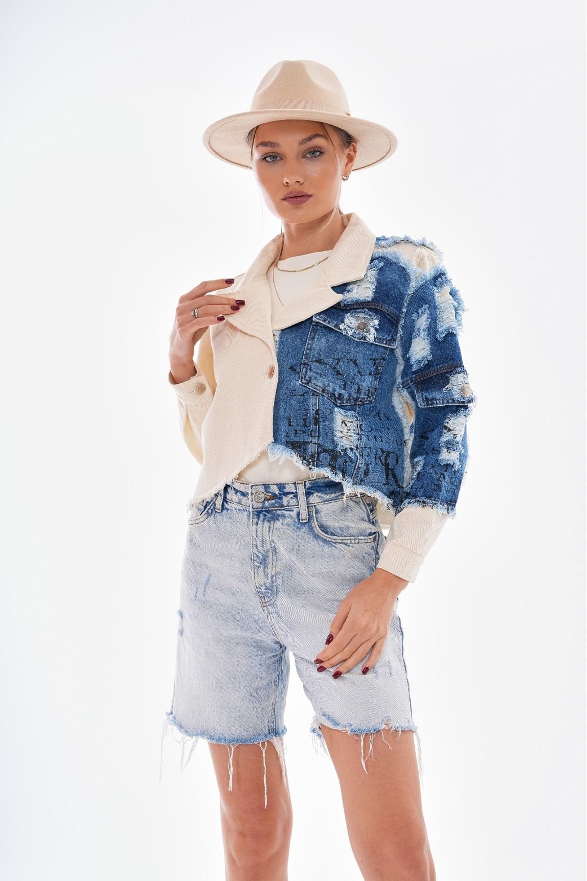 Yırtık Detaylı Bohem Denim Gabardin Ceket Yırtık Detaylı Bohem Denim Gabardin Ceket