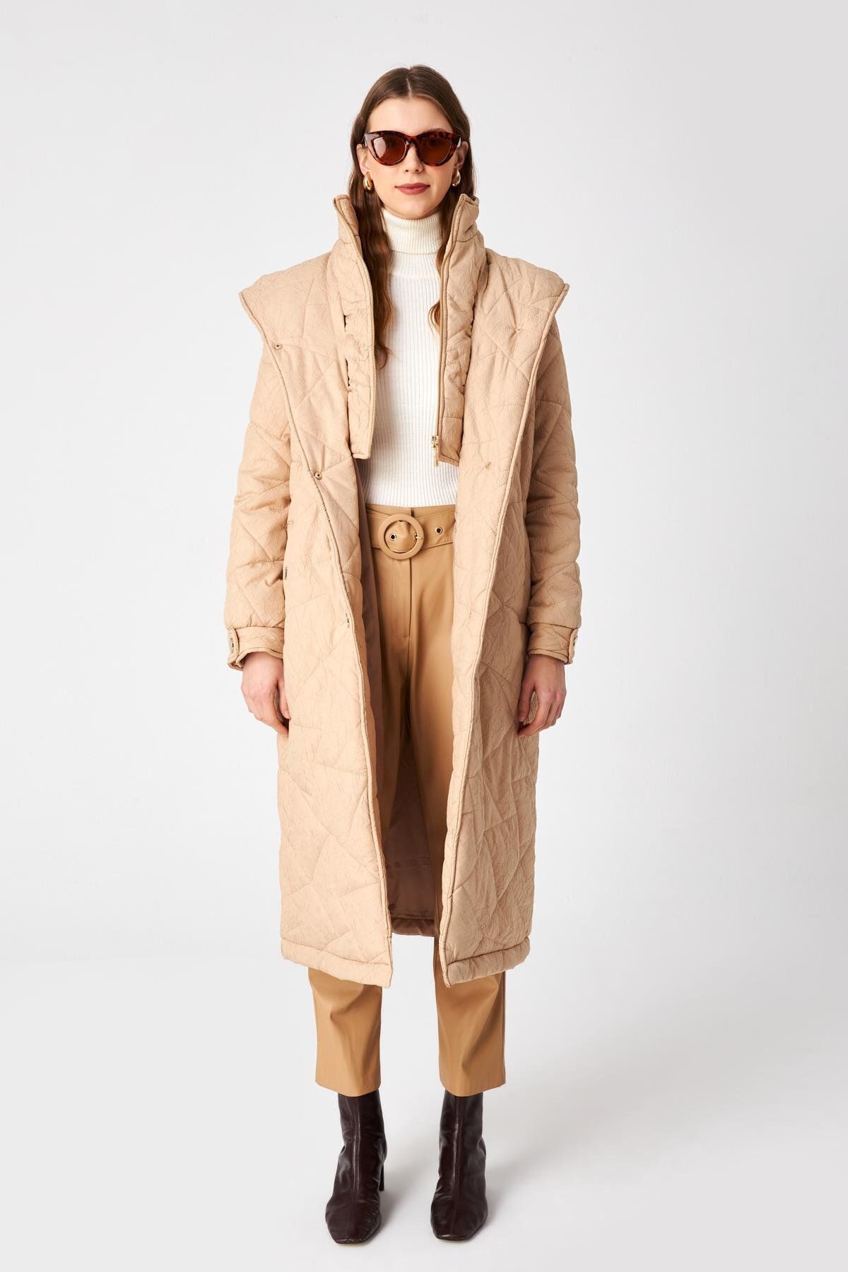 Kapüşonlu Kemer Detaylı Bej Mont 13417 Kapüşonlu Kemer Detaylı Bej Mont 13417