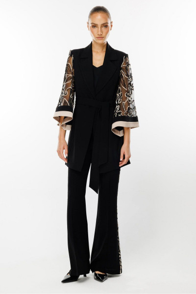 Modailgi  Kolları Evaze Güpürlü Uzun Ceket Siyah Modailgi  Kolları Evaze Güpürlü Uzun Ceket Siyah