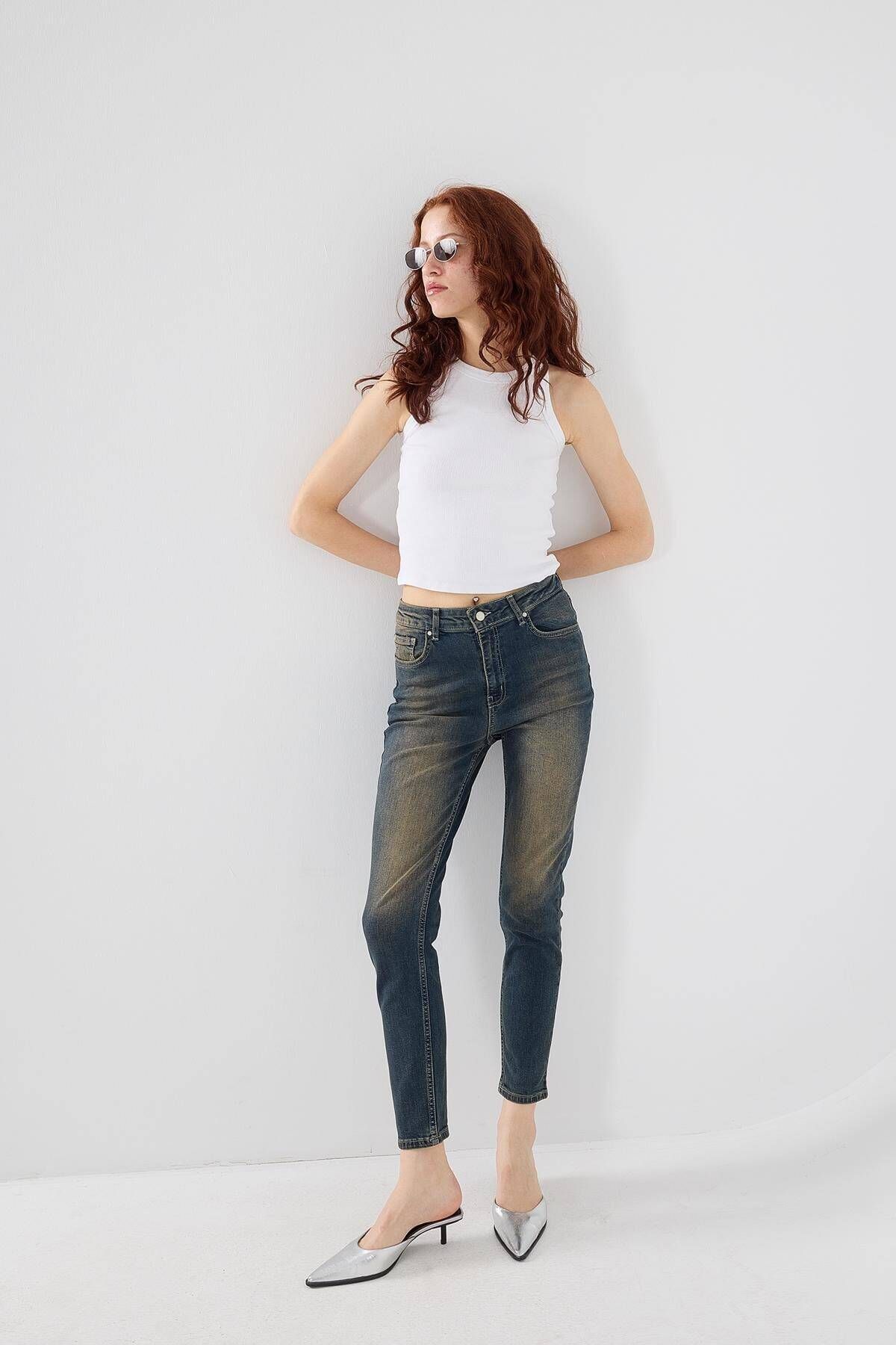 Eskitme Detaylı Skinny Jean Pantolon PN13672-PNK