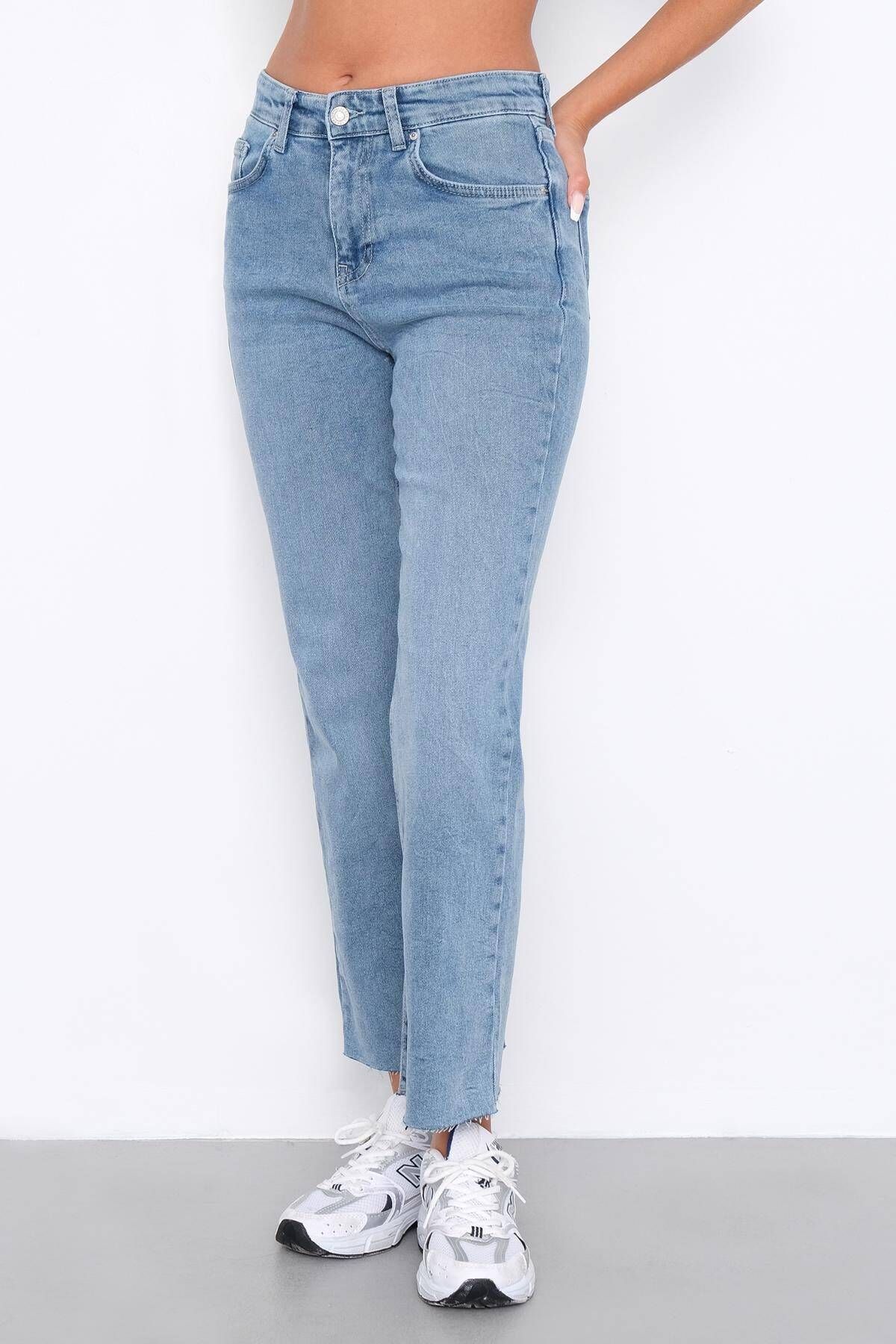 Paçası Lazer Kesim Jean Pantolon Pn8532-pnf Paçası Lazer Kesim Jean Pantolon Pn8532-pnf