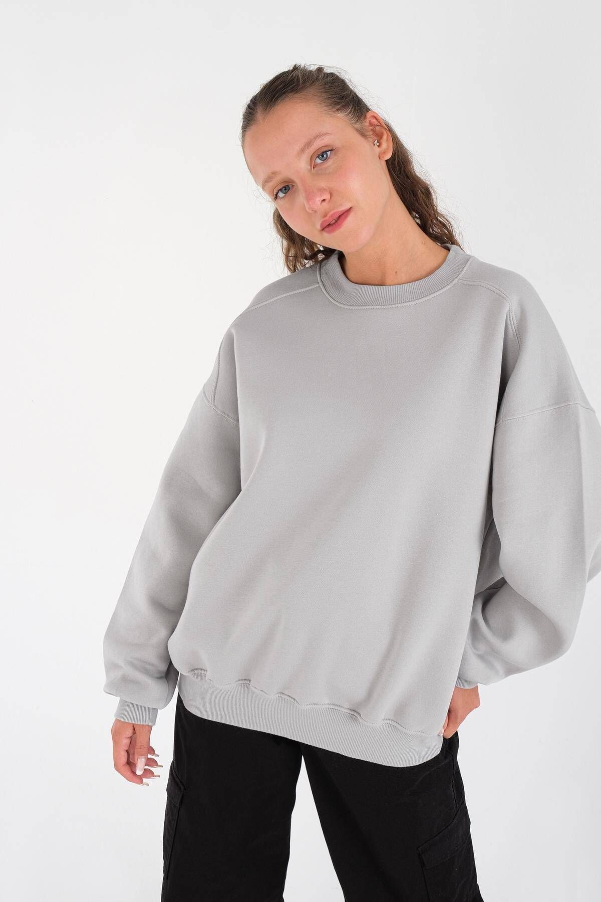 Bisiklet Yaka Şardonlu Basic Sweatshirt S3408-k11