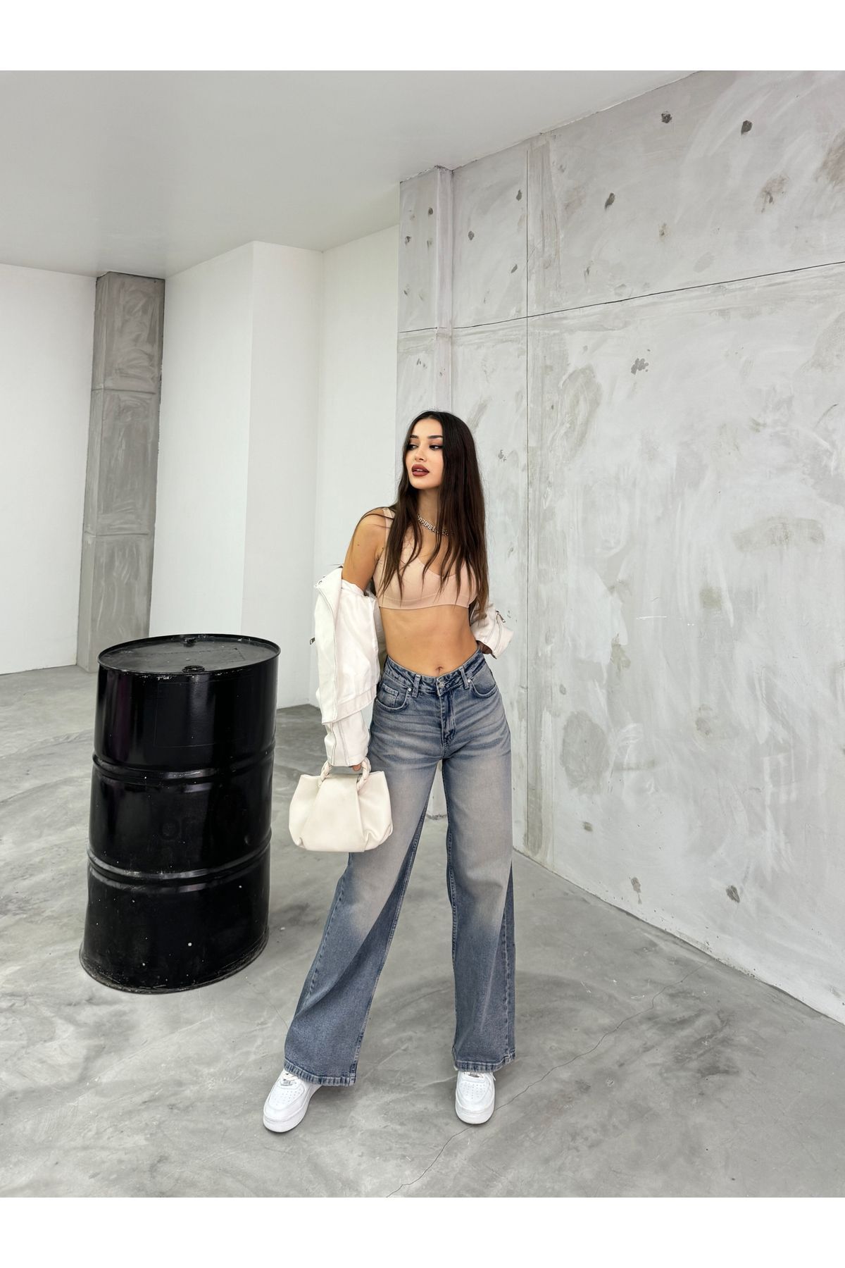 Kadın Soluk Efekt Vintage Yüksek Bel Wide Leg Jeans Kadın Soluk Efekt Vintage Yüksek Bel Wide Leg Jeans
