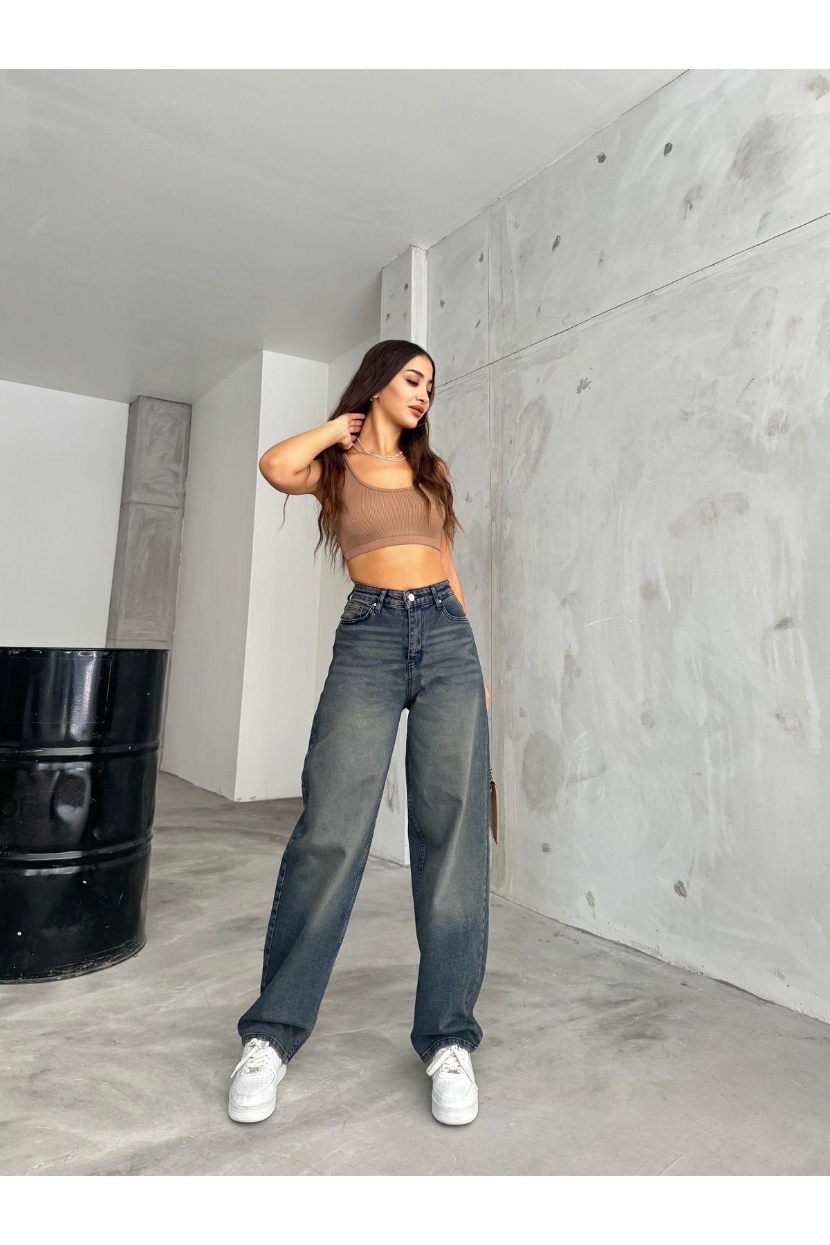 Kadın Soluk Efektli Bol Kesim Geniş Paça Rahat Baggy Jean Pantolon Kadın Soluk Efektli Bol Kesim Geniş Paça Rahat Baggy Jean Pantolon