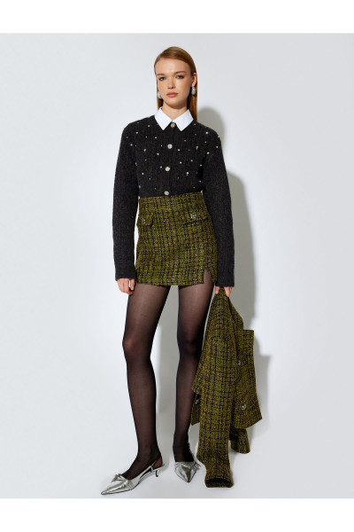 X Melis Ağazat - Kapaklı Cepli Yırtmaç Detaylı Slim Fit Mini Tüvit Etek X Melis Ağazat - Kapaklı Cepli Yırtmaç Detaylı Slim Fit Mini Tüvit Etek