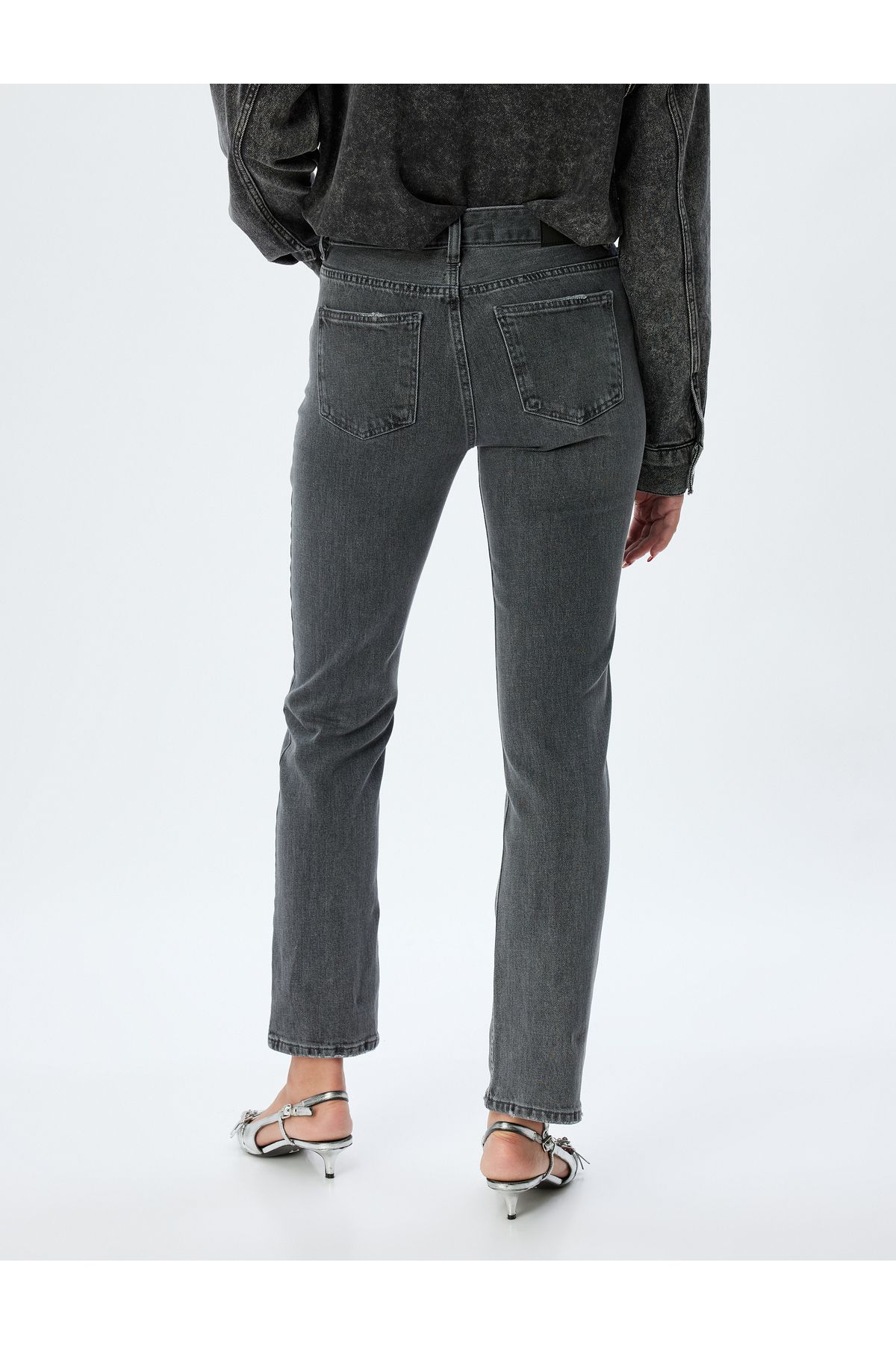 Yüksek Bel Kot Pantolon Slim Fit Düz Paça Düğmeli Pamuklu - Slim Straight Fit Jean Yüksek Bel Kot Pantolon Slim Fit Düz Paça Düğmeli Pamuklu - Slim Straight Fit Jean