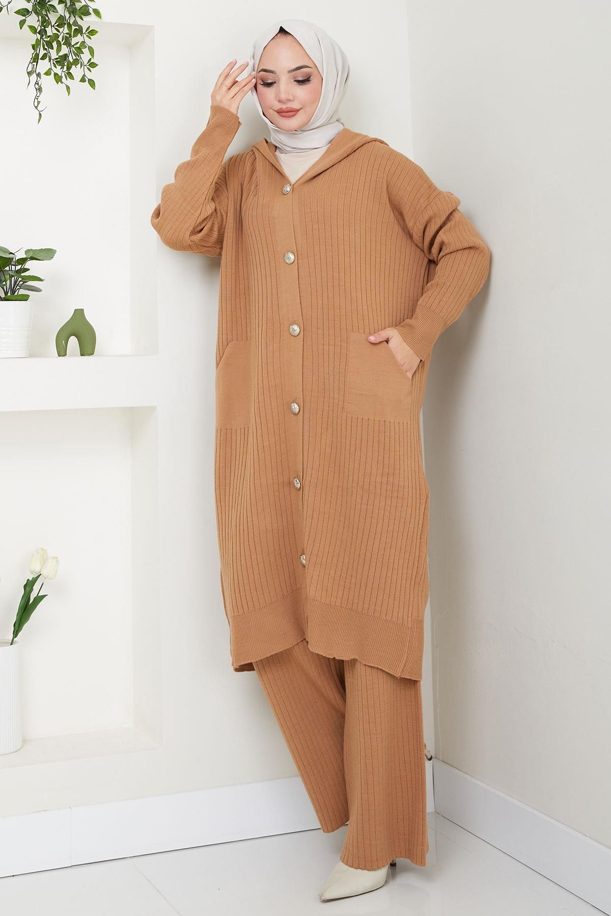 Kapüşonlu Hırka Pantolon Triko İkili Takım Camel HM2572 Kapüşonlu Hırka Pantolon Triko İkili Takım Camel HM2572