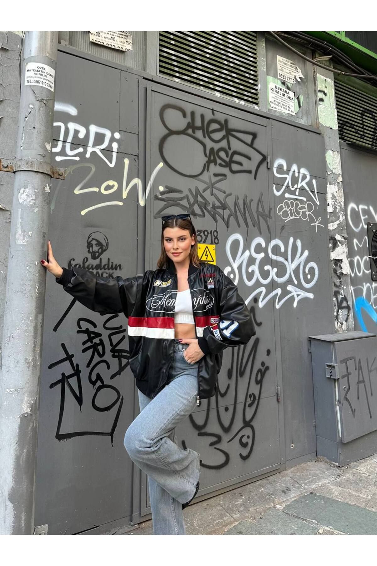 Unisex Deri Oversize Baskılı Motorcu Ceketi Unisex Deri Oversize Baskılı Motorcu Ceketi