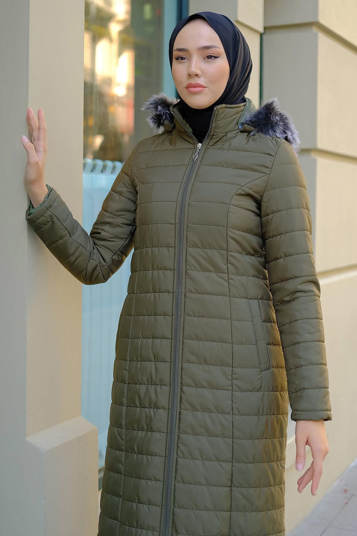 Kapitone Mont Haki HM2281 Kapitone Mont Haki HM2281