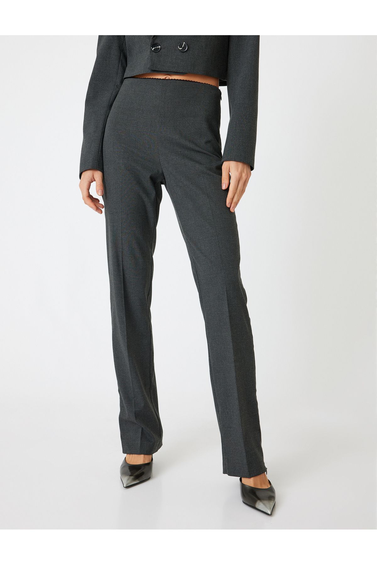 Slim Fit Standart Bel Kumaş Pantolon Slim Fit Standart Bel Kumaş Pantolon