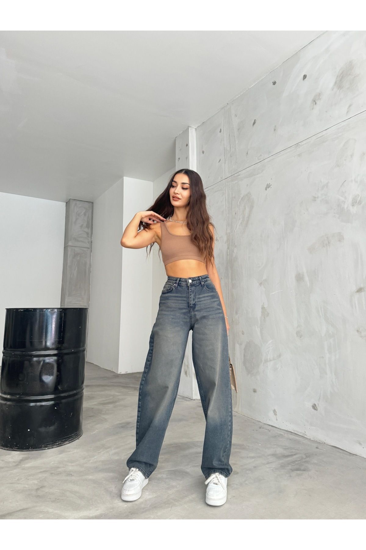 Kadın Soluk Efektli Bol Kesim Geniş Paça Rahat Baggy Jean Pantolon Kadın Soluk Efektli Bol Kesim Geniş Paça Rahat Baggy Jean Pantolon