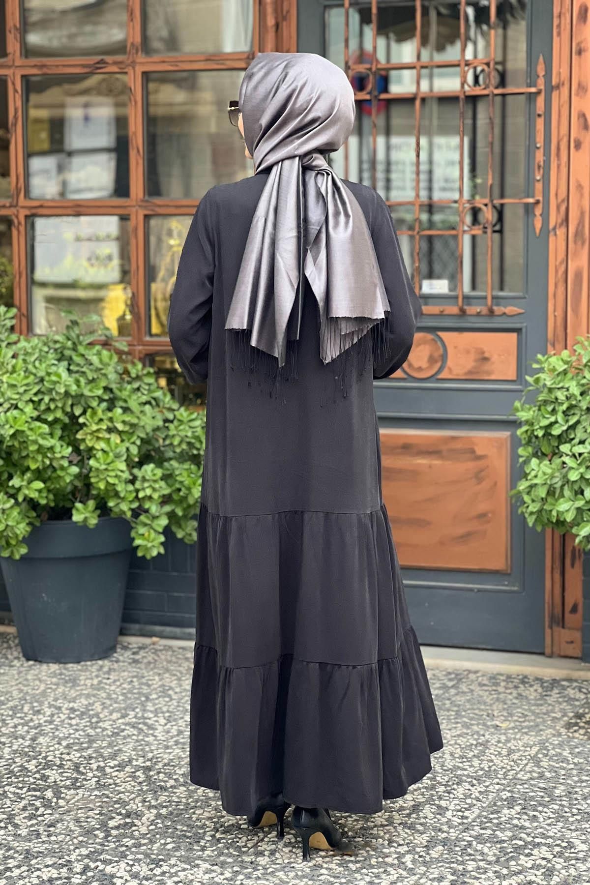 Nurcan Çetin Taş Detaylı Büzgülü Elbise 16132 Siyah Nurcan Çetin Taş Detaylı Büzgülü Elbise 16132 Siyah