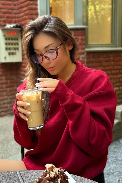 Kadın Oversize Kalın Şardonlu Yumuşak Bisiklet Yaka Sweatshirt Bordo Kadın Oversize Kalın Şardonlu Yumuşak Bisiklet Yaka Sweatshirt Bordo