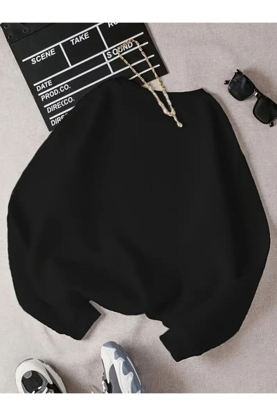 Kalp Baskılı Oversize Şardonlu Bisiklet Yaka Sweatshirt Kalp Baskılı Oversize Şardonlu Bisiklet Yaka Sweatshirt