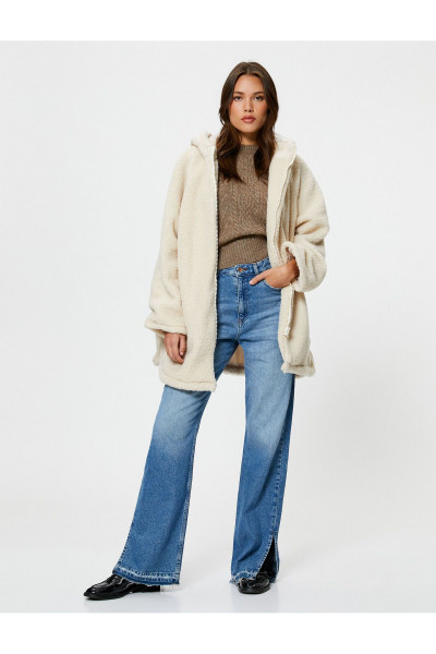 Oversize Uzun Peluş Mont Kapüşonlu Fermuarlı Oversize Uzun Peluş Mont Kapüşonlu Fermuarlı