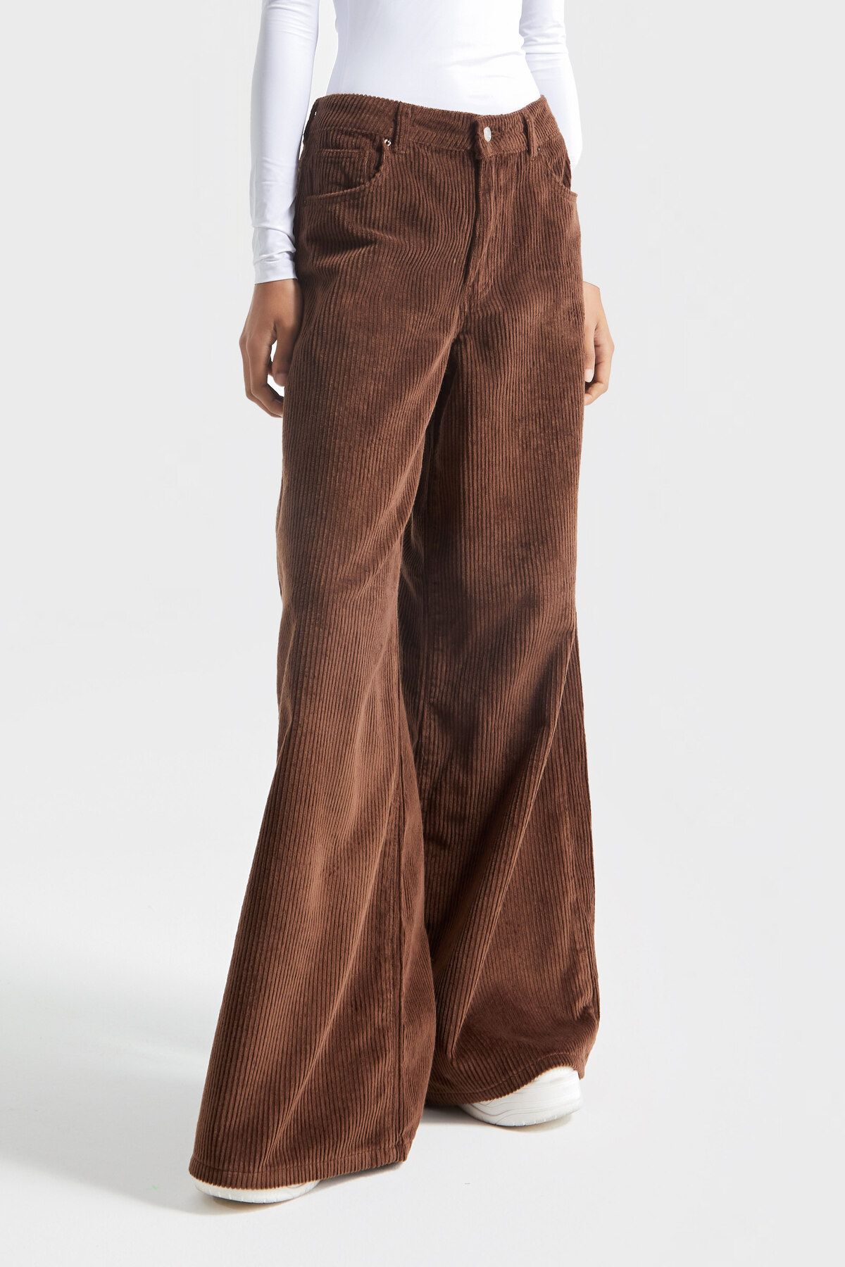Kadın Taba Renk Kalın Fitilli Kadife Kumaş Palazzo Fit Pantolon Kadın Taba Renk Kalın Fitilli Kadife Kumaş Palazzo Fit Pantolon