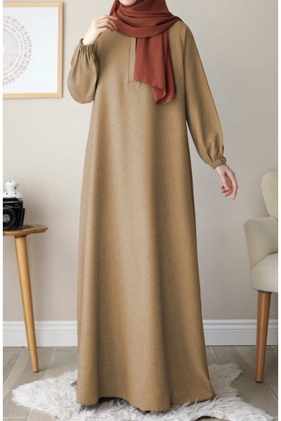 Kışlık Hafsa Tesettür Elbise Ferace Bej Kışlık Hafsa Tesettür Elbise Ferace Bej