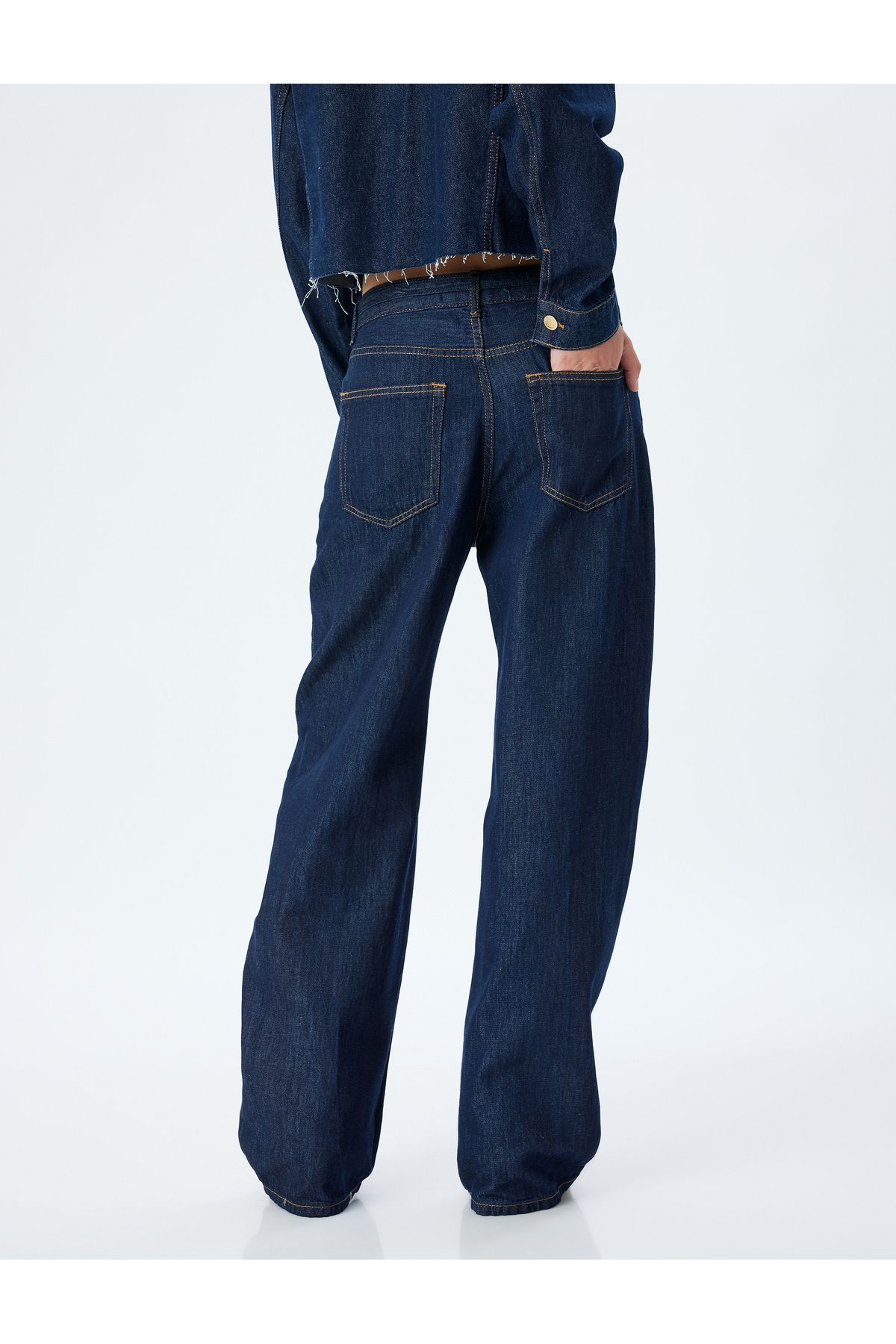 Oversize Kot Pantolon Kemer Detaylı Cepli Bol Paça - Balon Fit Jean Oversize Kot Pantolon Kemer Detaylı Cepli Bol Paça - Balon Fit Jean