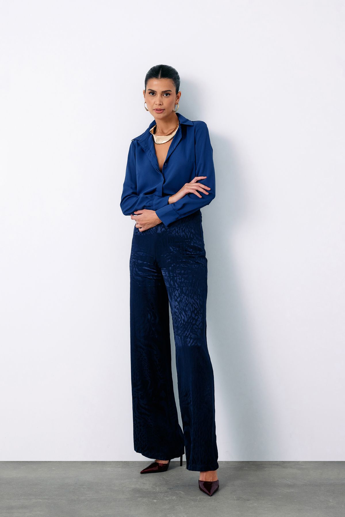 Klasik Düz Gömlek - LACİVERT Klasik Düz Gömlek - LACİVERT