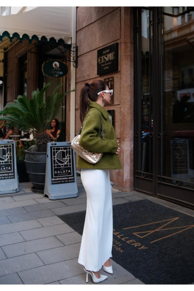 kaşe yün görünümlü bol kesim fermuar kapama cep detay trend bomber pinterest muadil ceket mont kaşe yün görünümlü bol kesim fermuar kapama cep detay trend bomber pinterest muadil ceket mont