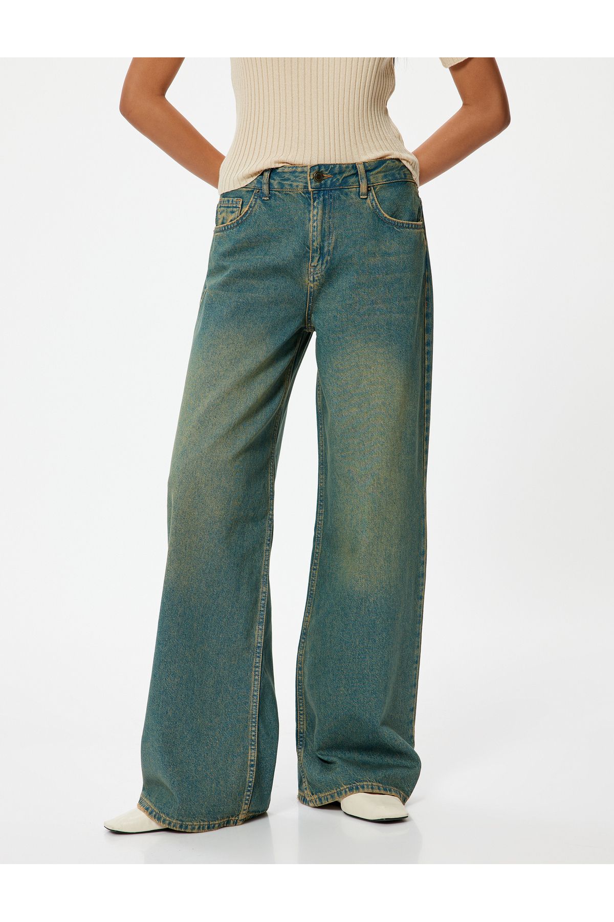 Standart Bel Bol Kalıp Düz Paça Cepli Pamuklu Kot Pantolon - Loose Straight Fit Jean Standart Bel Bol Kalıp Düz Paça Cepli Pamuklu Kot Pantolon - Loose Straight Fit Jean
